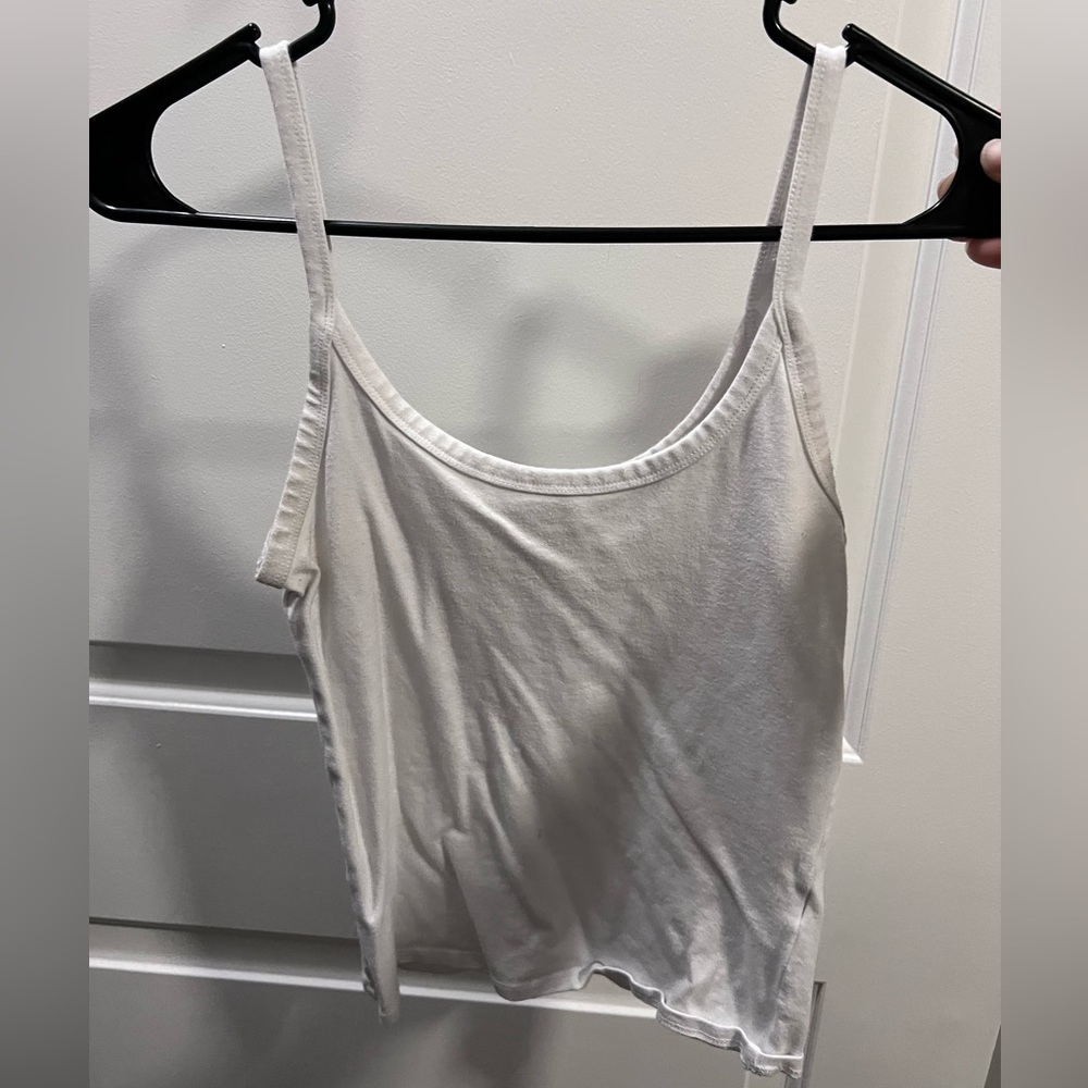 Women’s White Crop Top